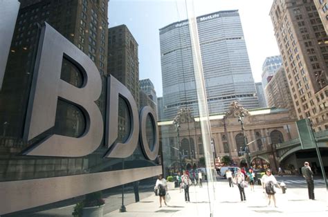 Bdo usa llp - BDO USA Earns Top Score in Human Rights Campaign Foundation’s 2023-2024 Corporate Equality Index December 6, 2023. ... BDO USA, LLP, one of the nation’s leading accounting and advisory firms, has once again placed in the top five of the 2024 Vault Accounting 25, a ranking of the 25 best accounting firms to work for by …